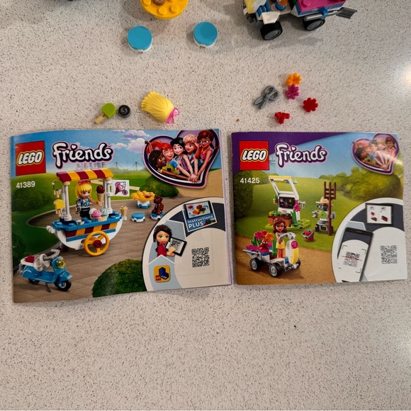 Two used Lego Friends sets. 41389 Ice Cream Cart & 41425 Olivia’s Flower Garden - Picture 3 of 11